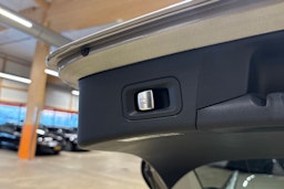 harmaa Mercedes-Benz C 2021 kuva 26.