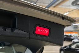 harmaa Mercedes-Benz C 2021 kuva 29.