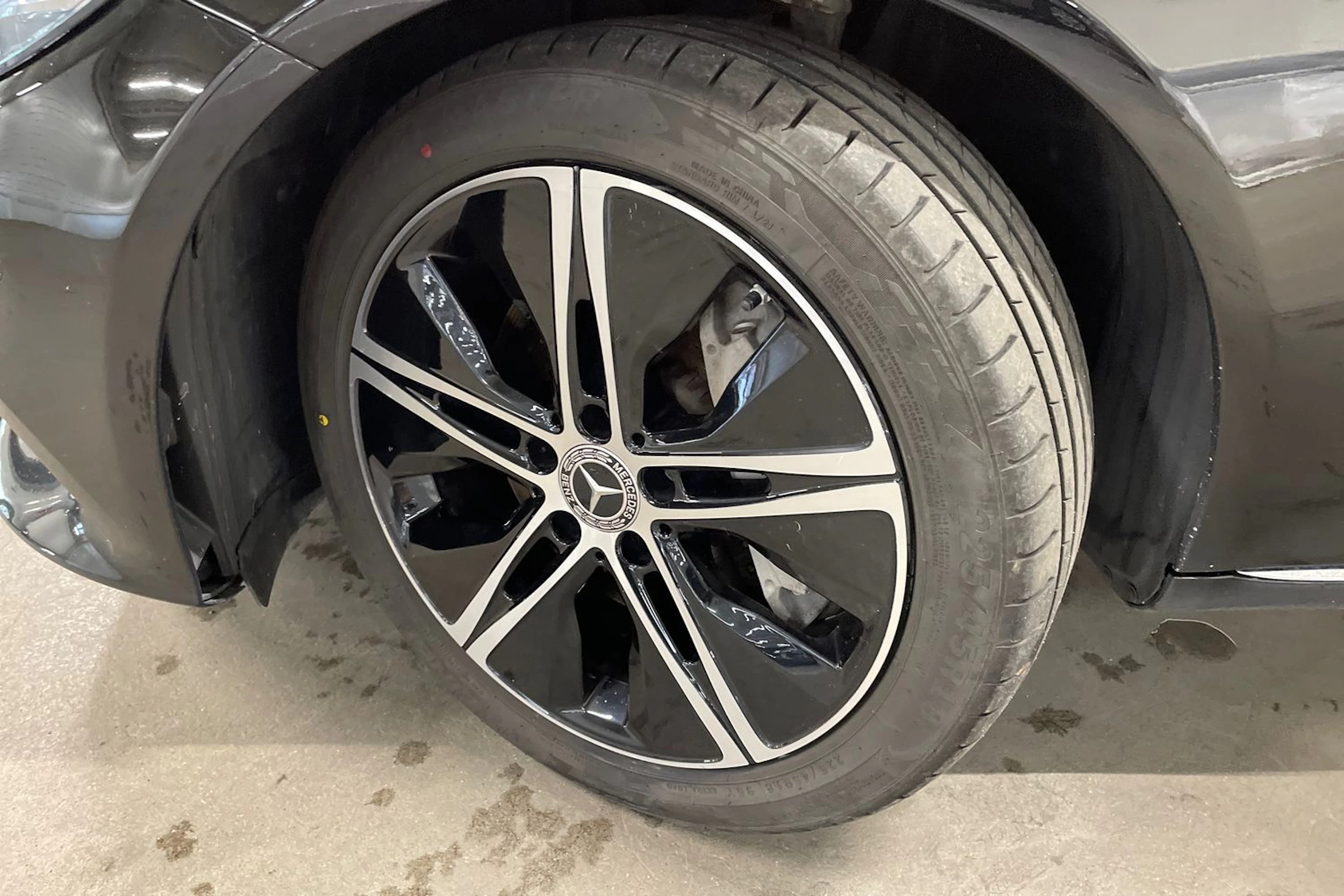 musta Mercedes-Benz C 2021 kuva 10.