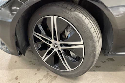 musta Mercedes-Benz C 2021 kuva 10.