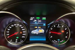 musta Mercedes-Benz C 2021 kuva 13.