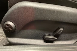 musta Mercedes-Benz C 2021 kuva 27.