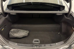harmaa Mercedes-Benz C 2021 kuva 13.