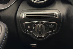 harmaa Mercedes-Benz C 2021 kuva 17.