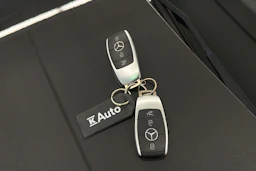 harmaa Mercedes-Benz C 2021 kuva 30.