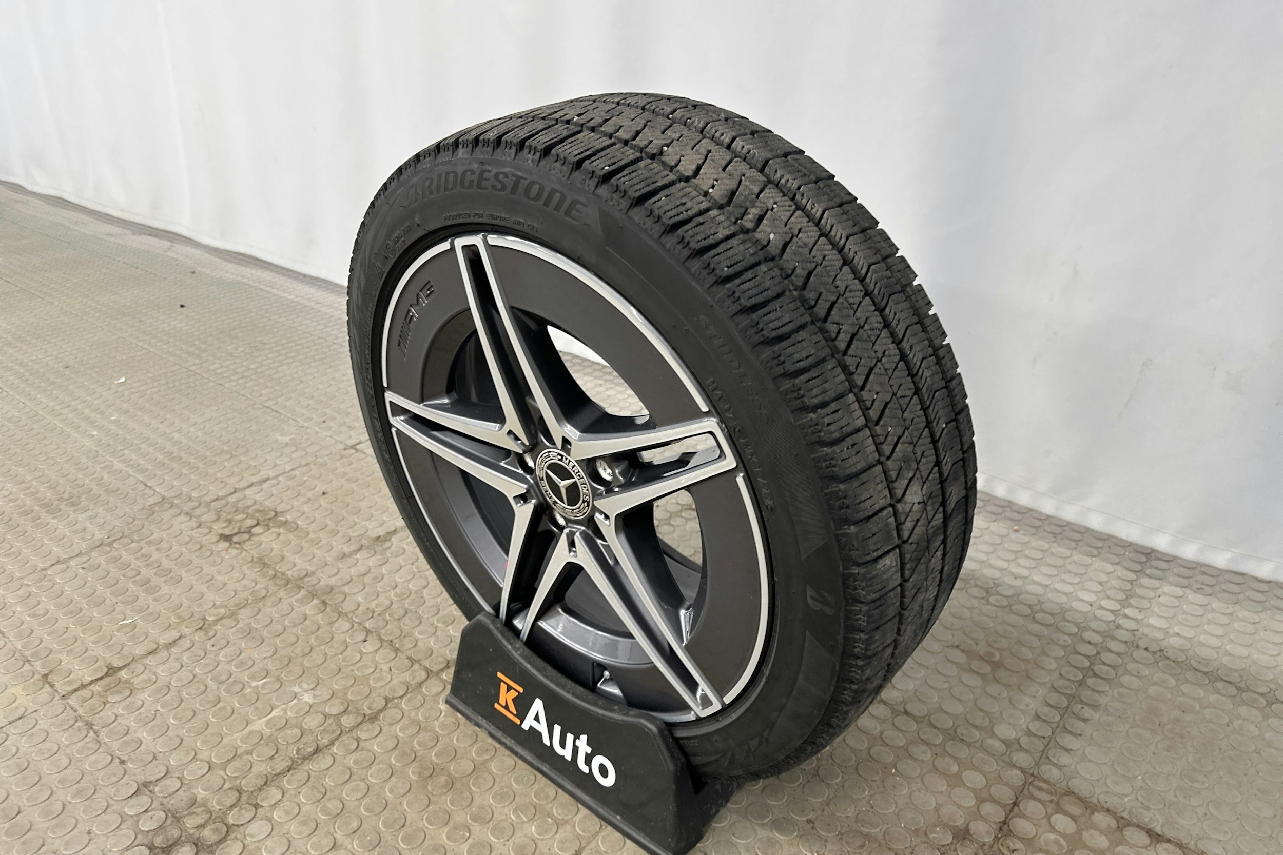 musta Mercedes-Benz C 2022 kuva 13.