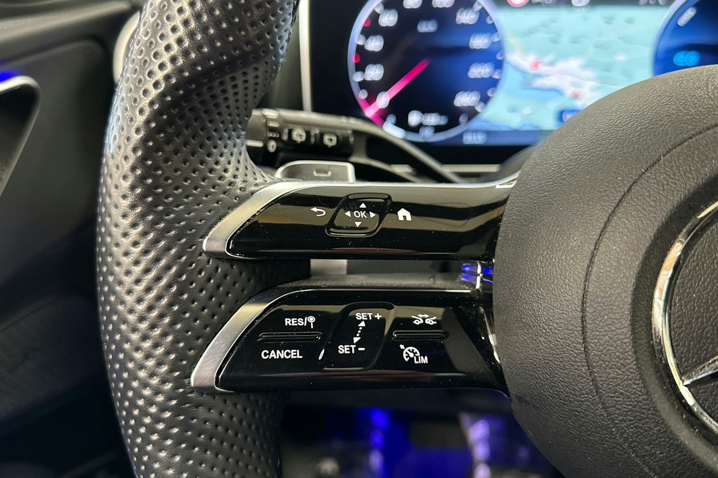 met. musta Mercedes-Benz C 2022 kuva 27.