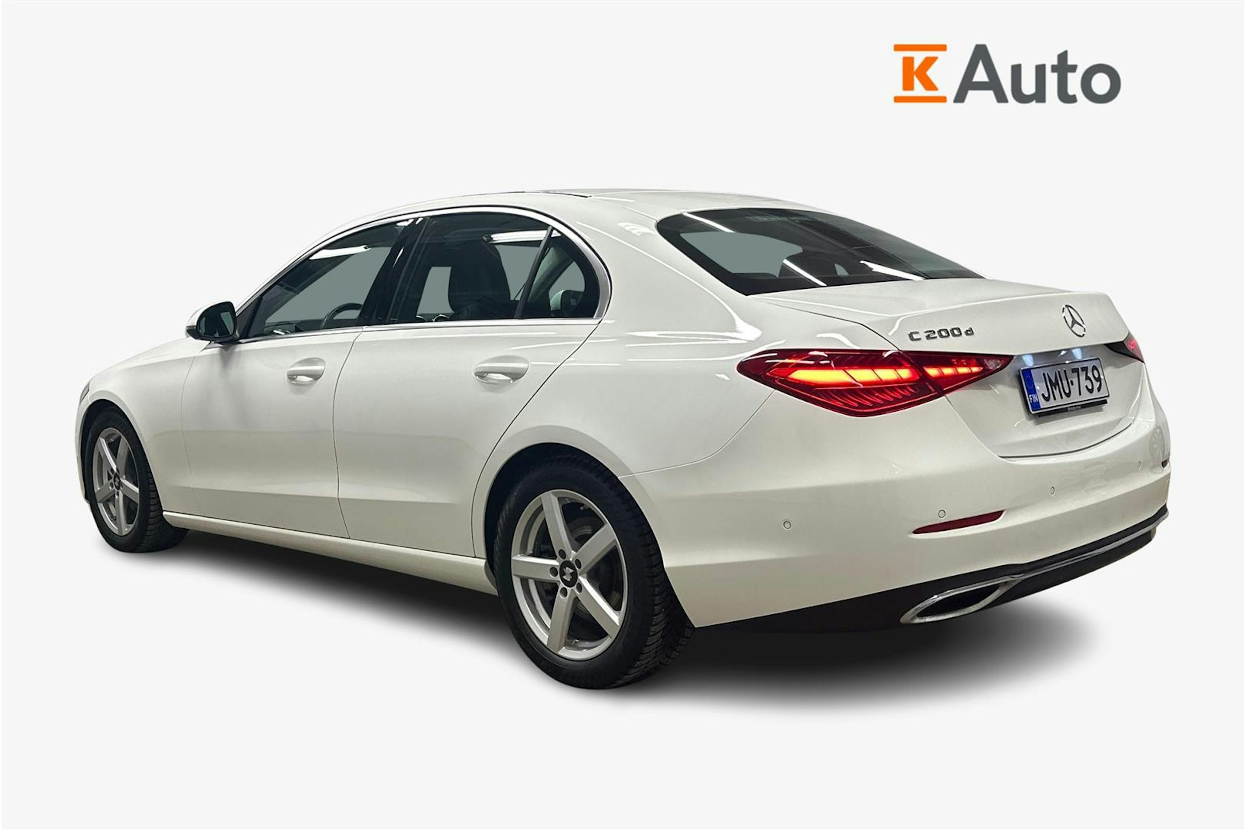 valkoinen Mercedes-Benz C 2022 kuva 2.