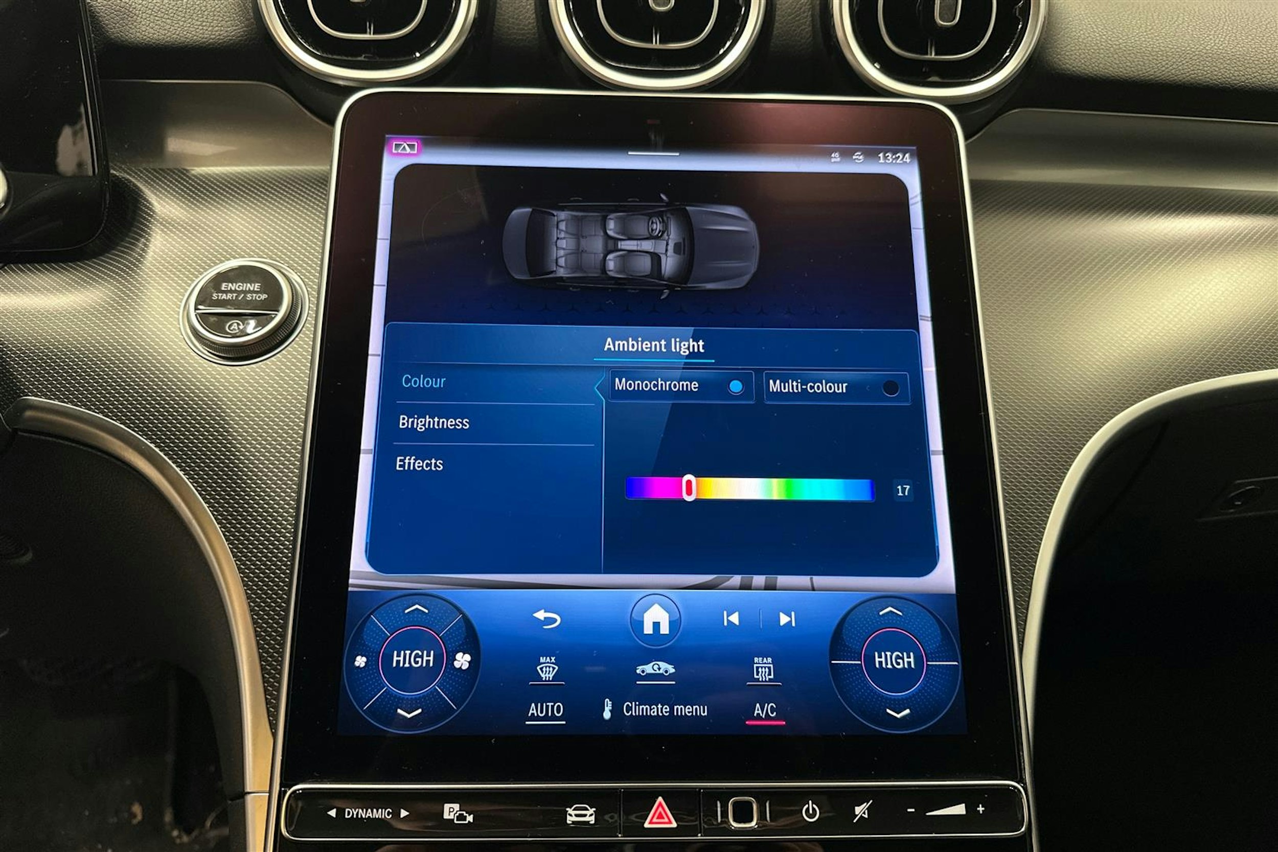 valkoinen Mercedes-Benz C 2022 kuva 17.