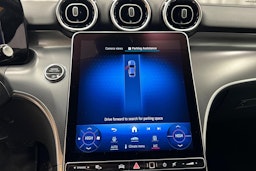 valkoinen Mercedes-Benz C 2022 kuva 18.