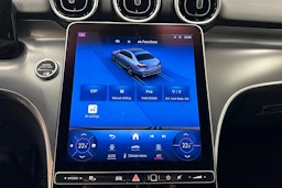 valkoinen Mercedes-Benz C 2022 kuva 20.