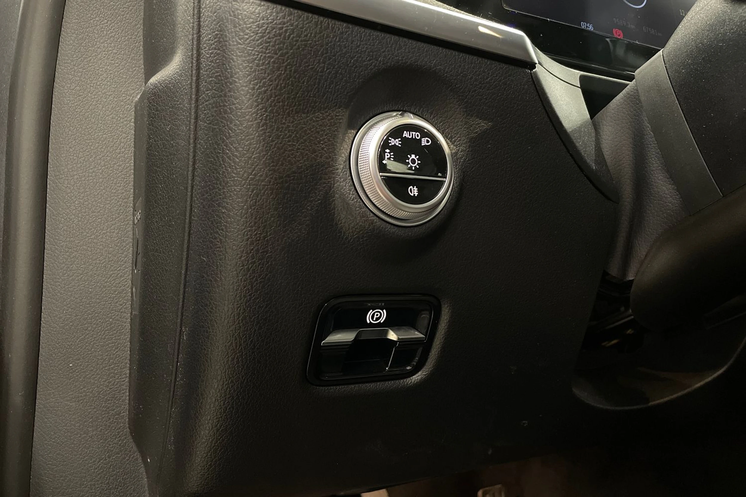 met. harmaa Mercedes-Benz C 2022 kuva 31.