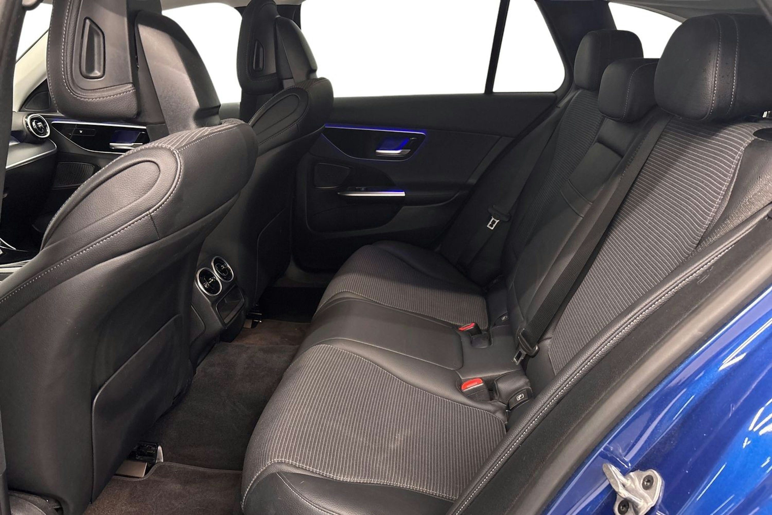 vihreä Mercedes-Benz C 2022 kuva 10.
