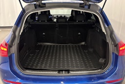 vihreä Mercedes-Benz C 2022 kuva 16.