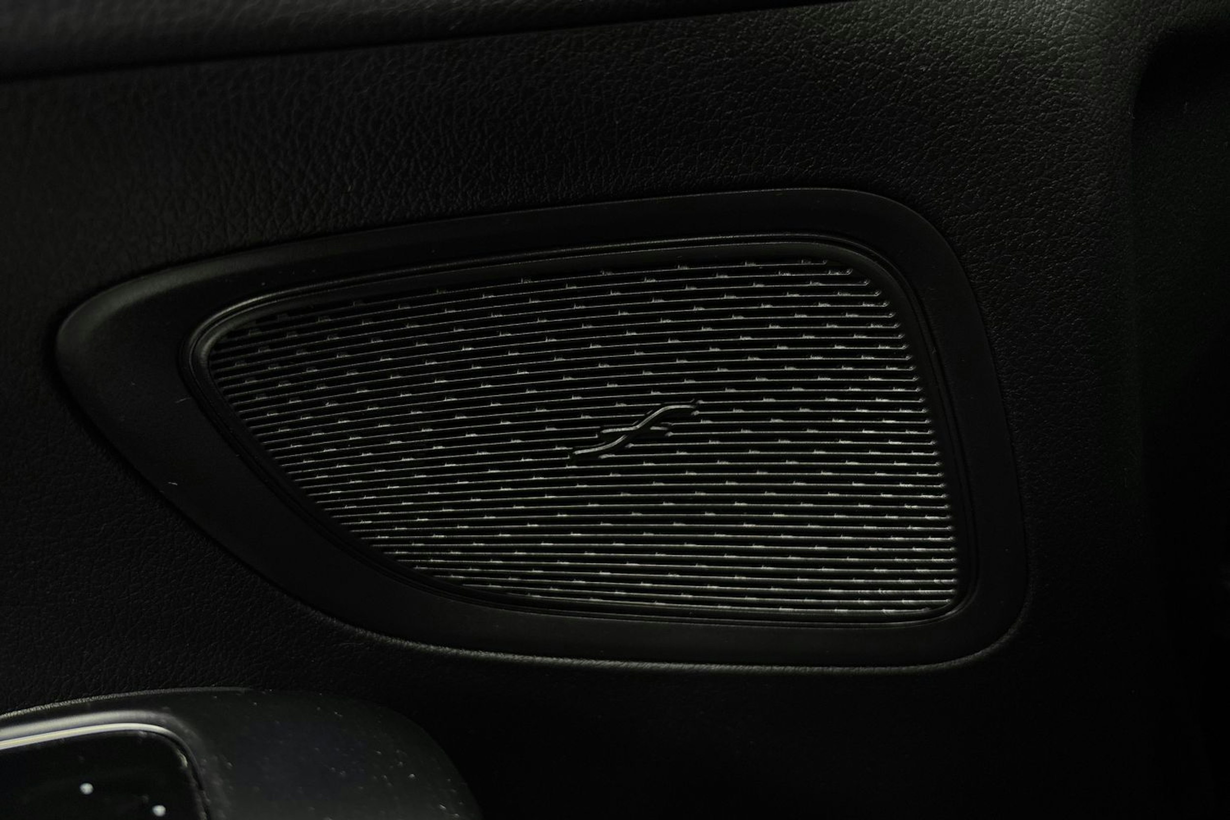 vihreä Mercedes-Benz C 2022 kuva 31.