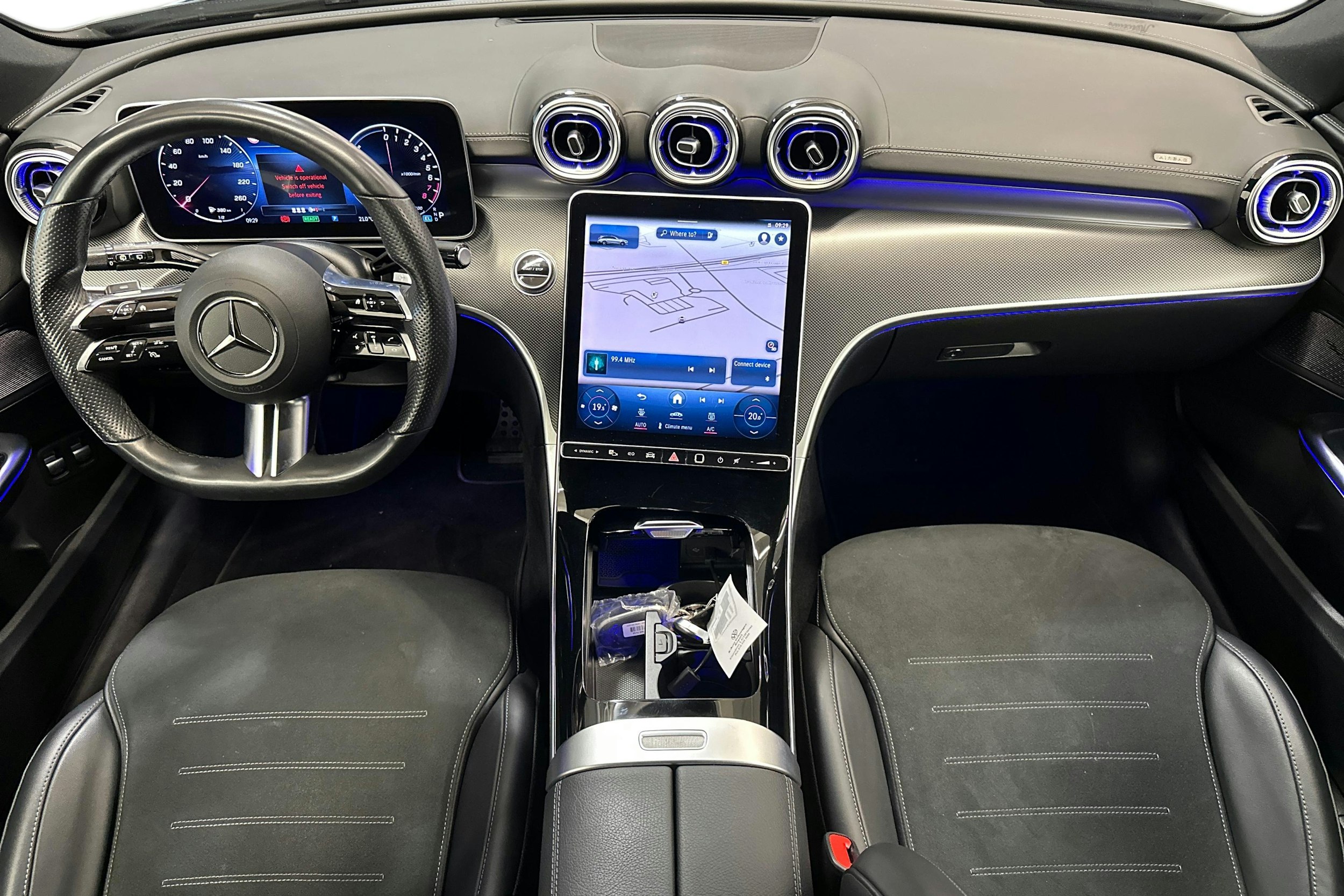 sininen Mercedes-Benz C 2022 kuva 9.