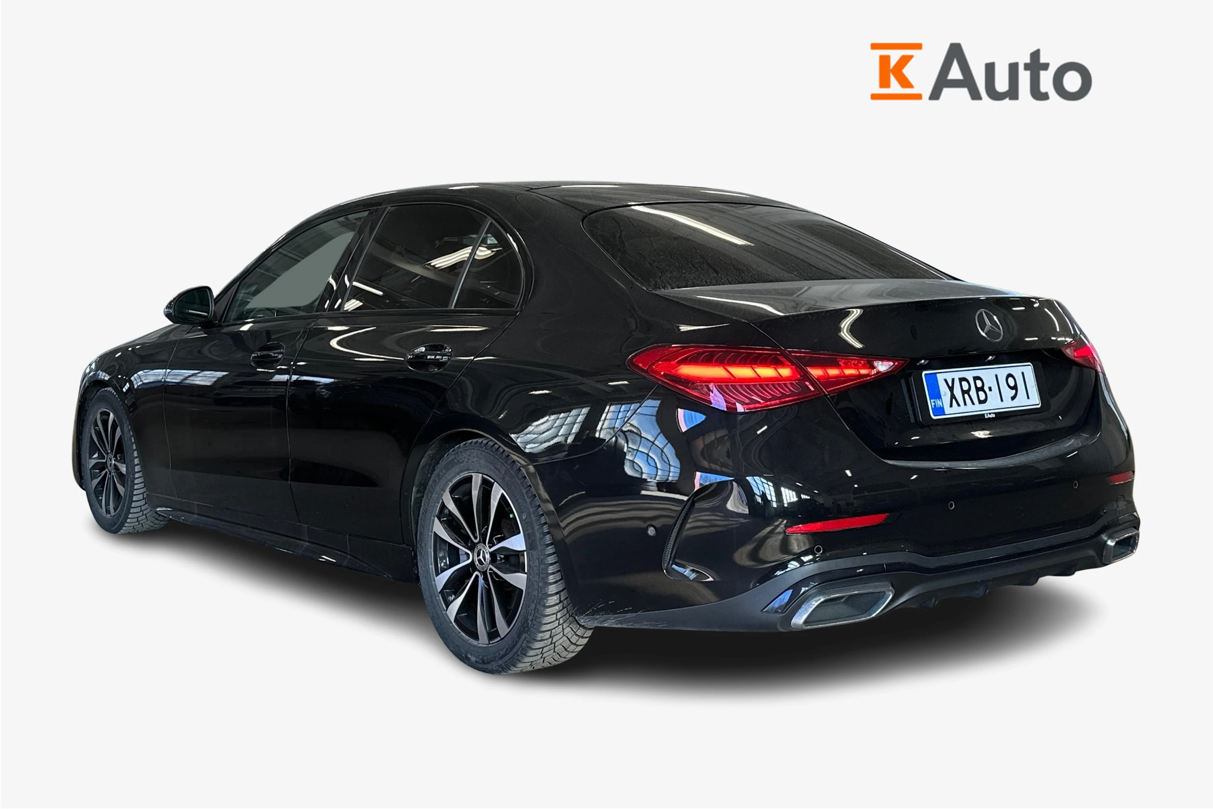 musta Mercedes-Benz C 2022 kuva 2.