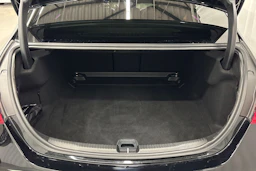 musta Mercedes-Benz C 2022 kuva 12.