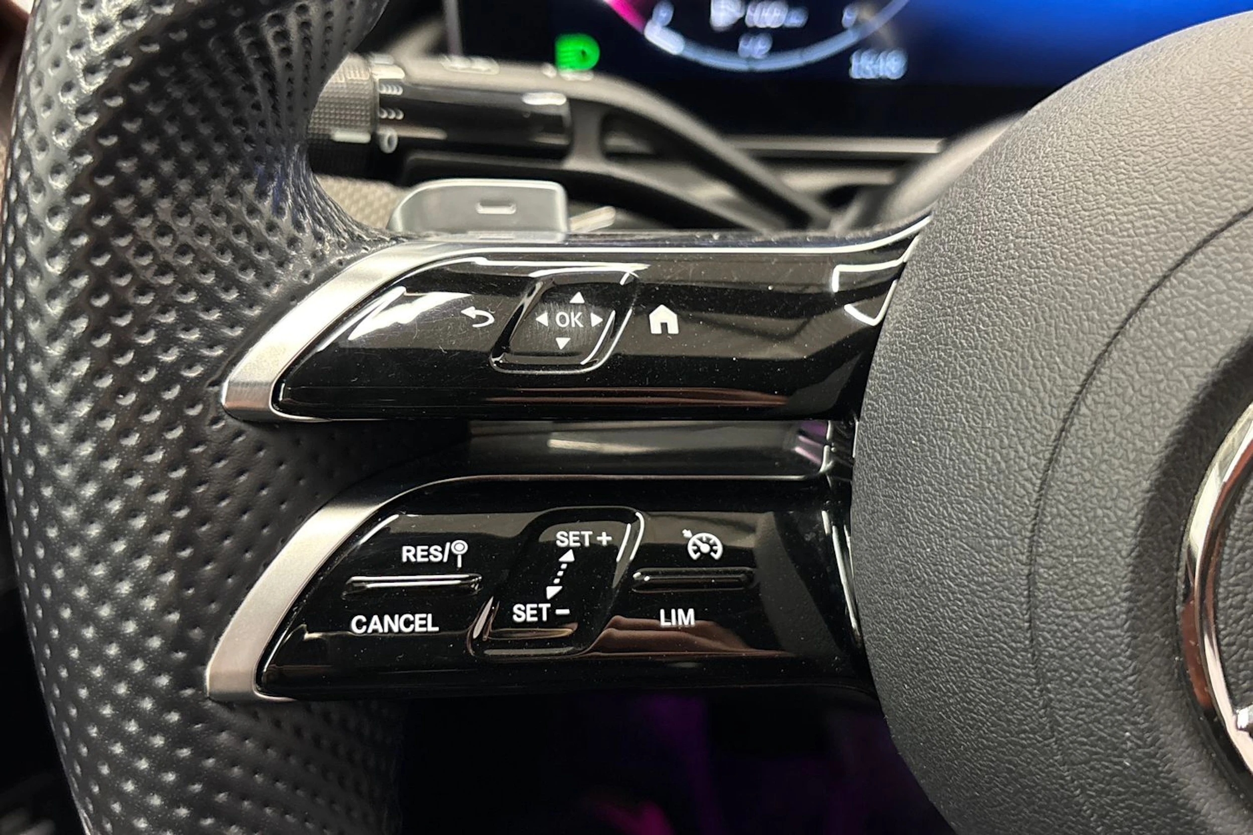 musta Mercedes-Benz C 2022 kuva 15.