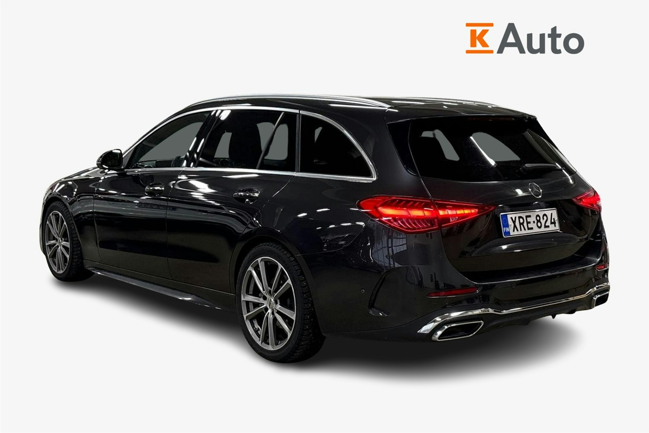 Harmaa Mercedes-Benz C 2022 kuva 2.