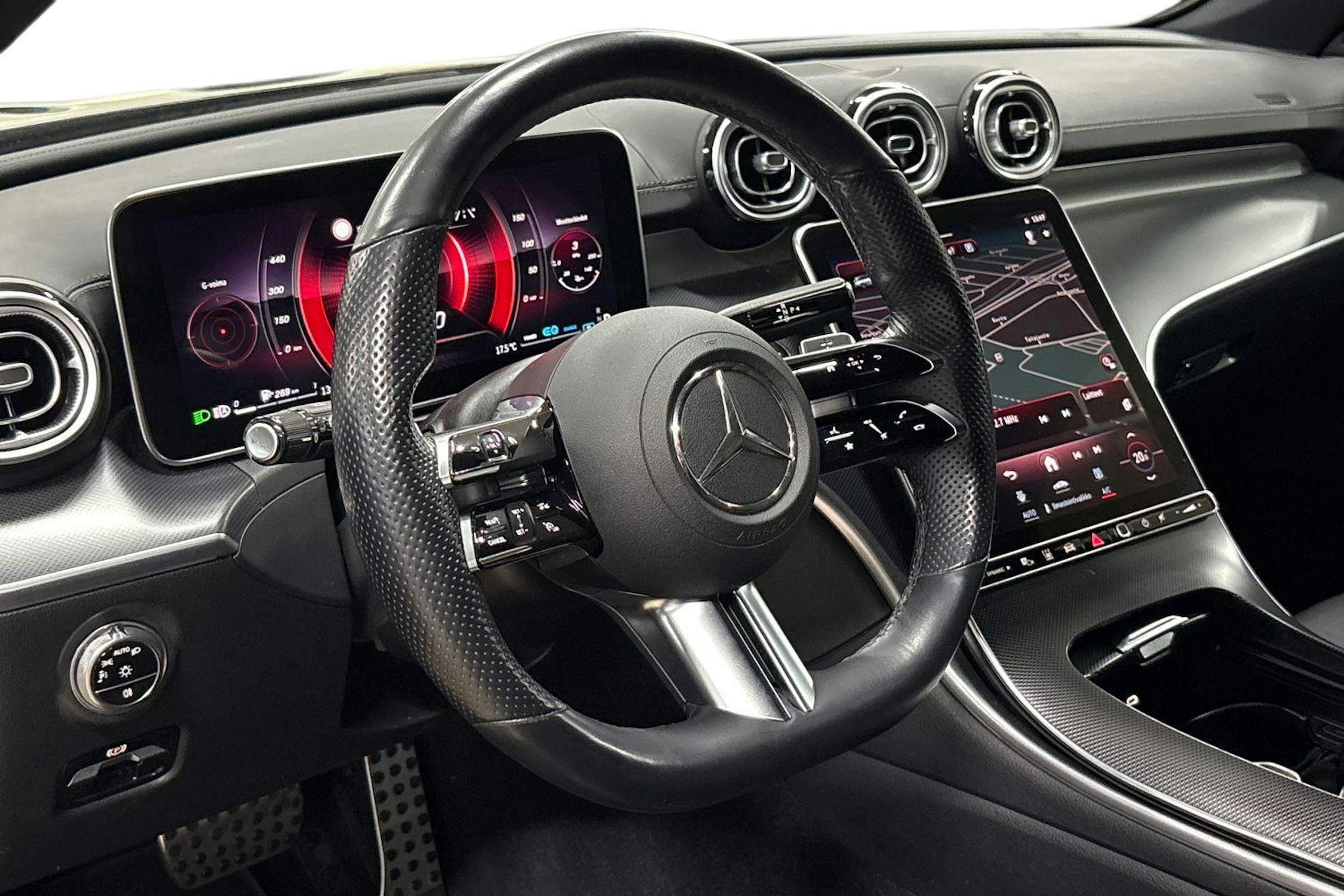 Harmaa Mercedes-Benz C 2022 kuva 6.