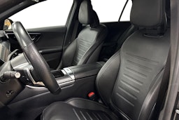 Harmaa Mercedes-Benz C 2022 kuva 7.