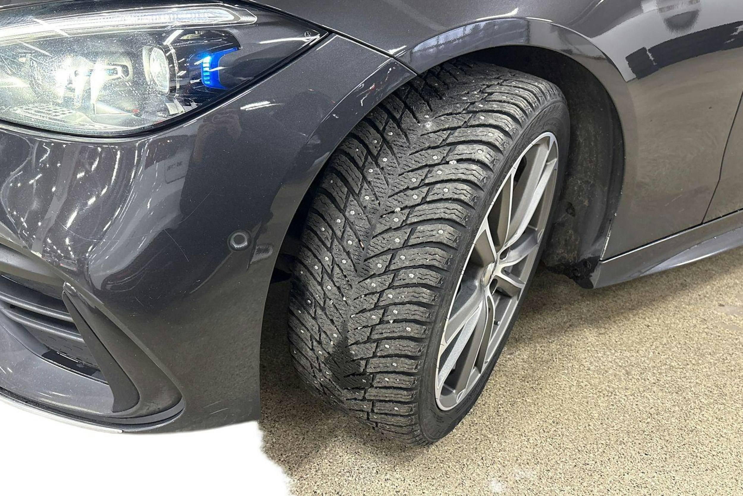 Harmaa Mercedes-Benz C 2022 kuva 9.