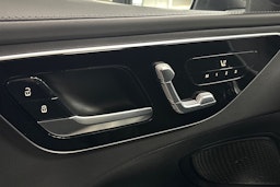 Harmaa Mercedes-Benz C 2022 kuva 22.