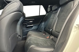 valkoinen Mercedes-Benz C 2022 kuva 10.