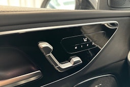 valkoinen Mercedes-Benz C 2022 kuva 18.
