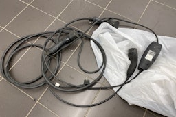 harmaa Mercedes-Benz C 2022 kuva 16.