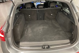 harmaa Mercedes-Benz C 2022 kuva 17.