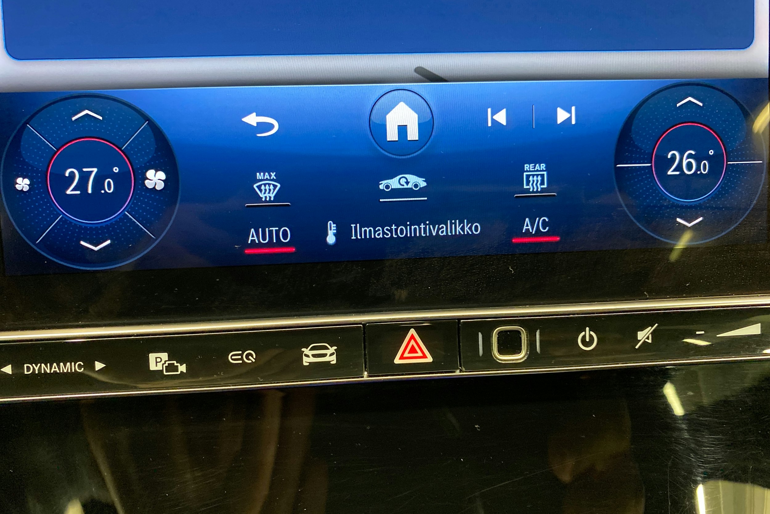 harmaa Mercedes-Benz C 2022 kuva 24.