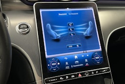 musta Mercedes-Benz C 2023 kuva 31.