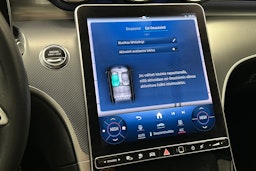 musta Mercedes-Benz C 2023 kuva 32.