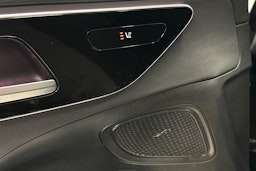 musta Mercedes-Benz C 2023 kuva 36.