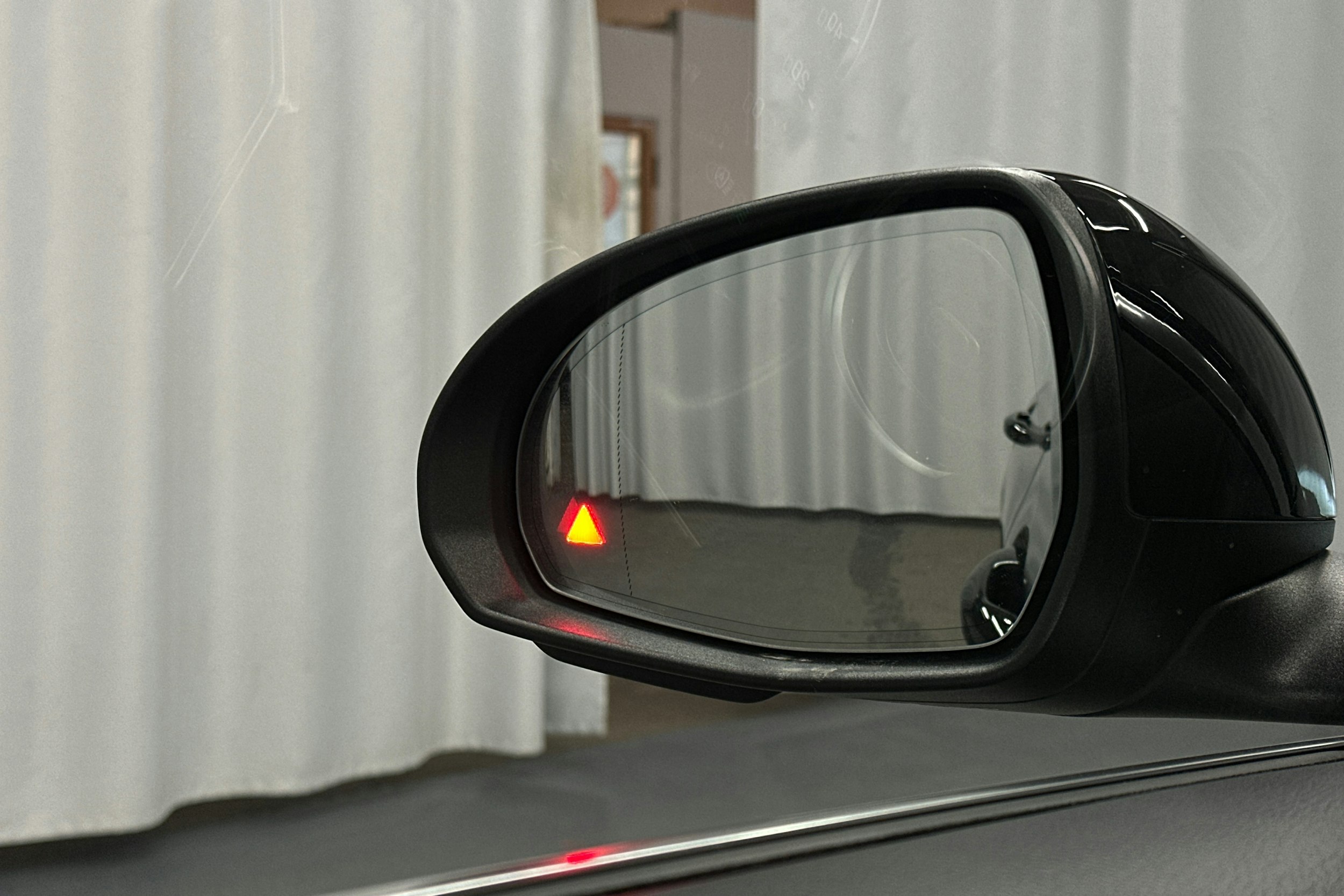 musta Mercedes-Benz C 2023 kuva 37.