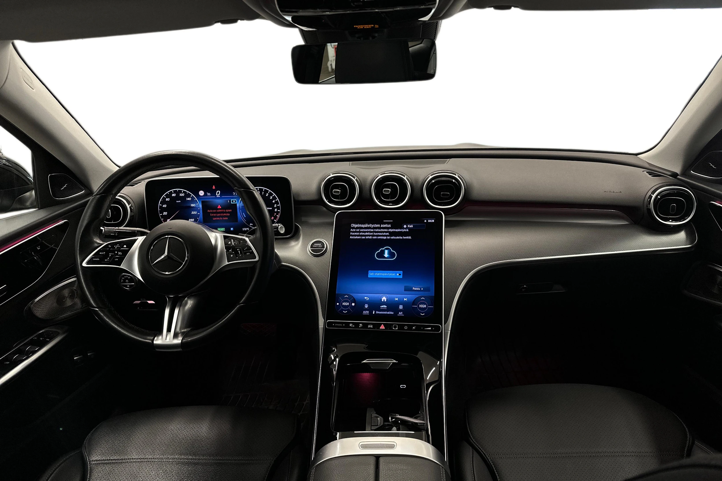 musta Mercedes-Benz C 2023 kuva 9.