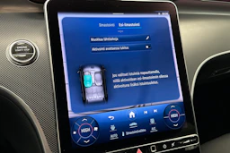 musta Mercedes-Benz C 2023 kuva 32.