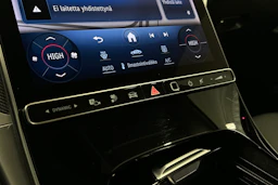 musta Mercedes-Benz C 2023 kuva 35.