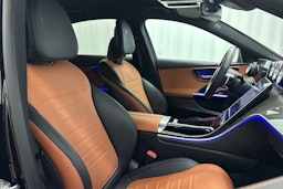 musta Mercedes-Benz C 2023 kuva 12.