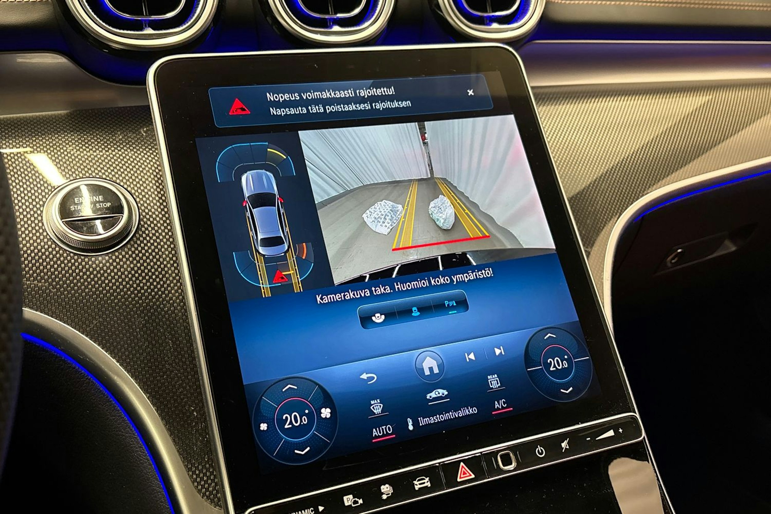 musta Mercedes-Benz C 2023 kuva 23.