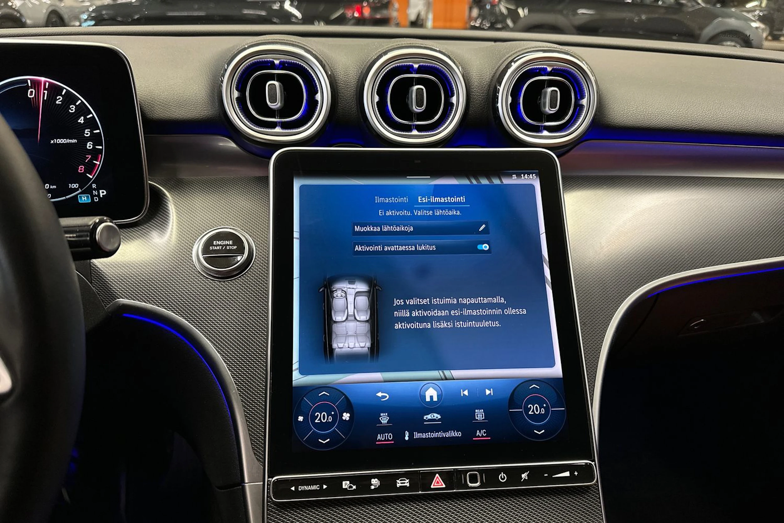 harmaa Mercedes-Benz C 2023 kuva 15.