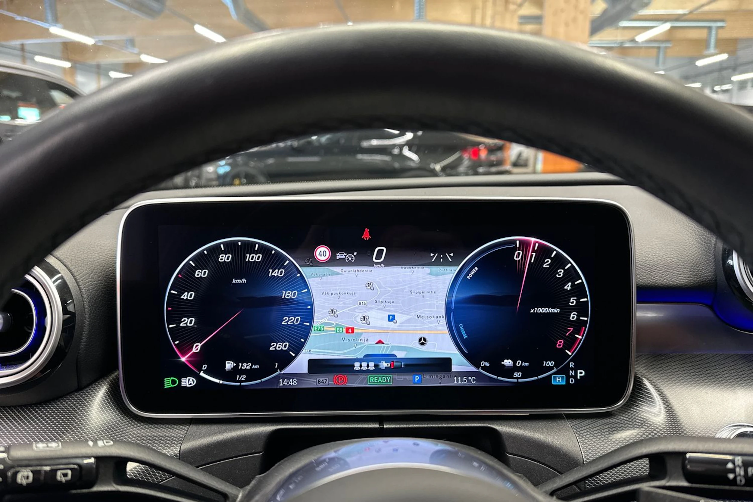 harmaa Mercedes-Benz C 2023 kuva 21.