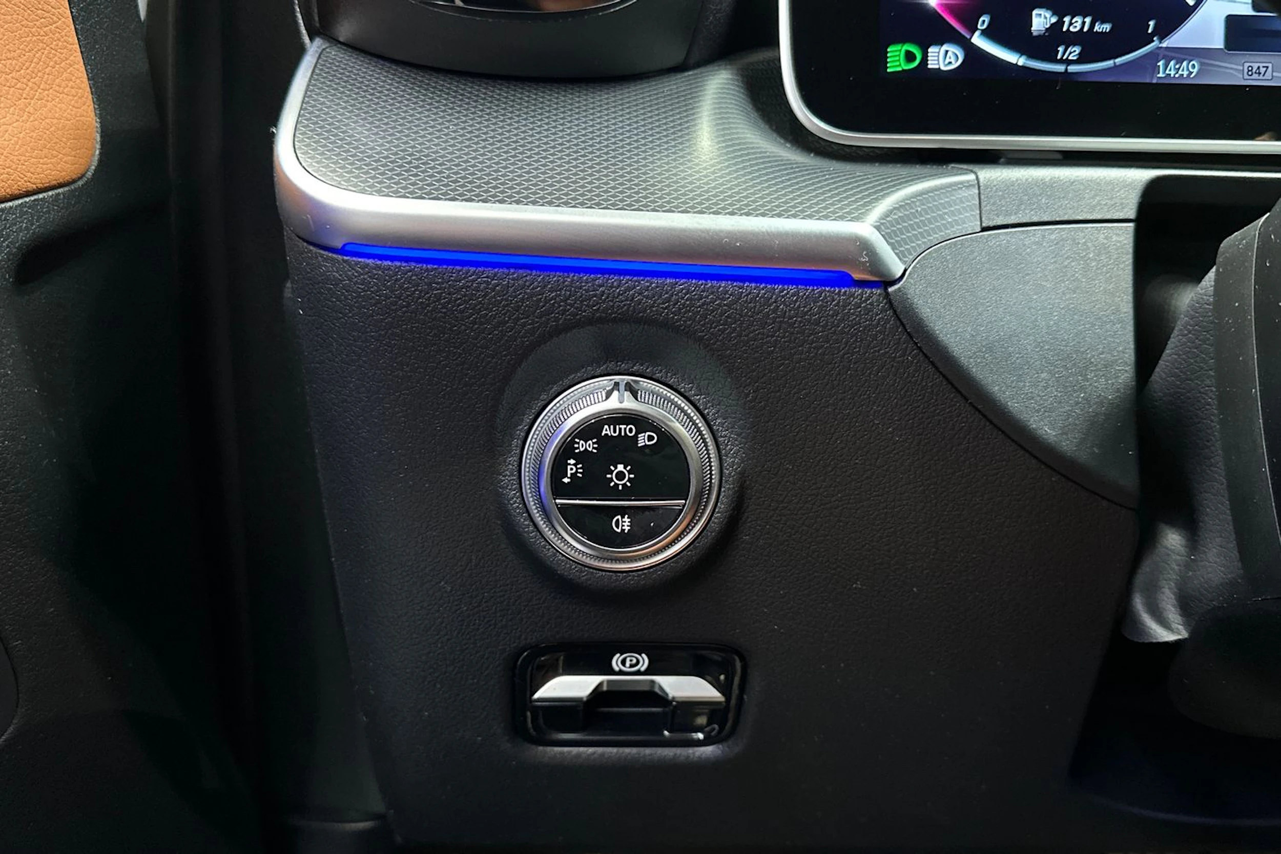 harmaa Mercedes-Benz C 2023 kuva 24.