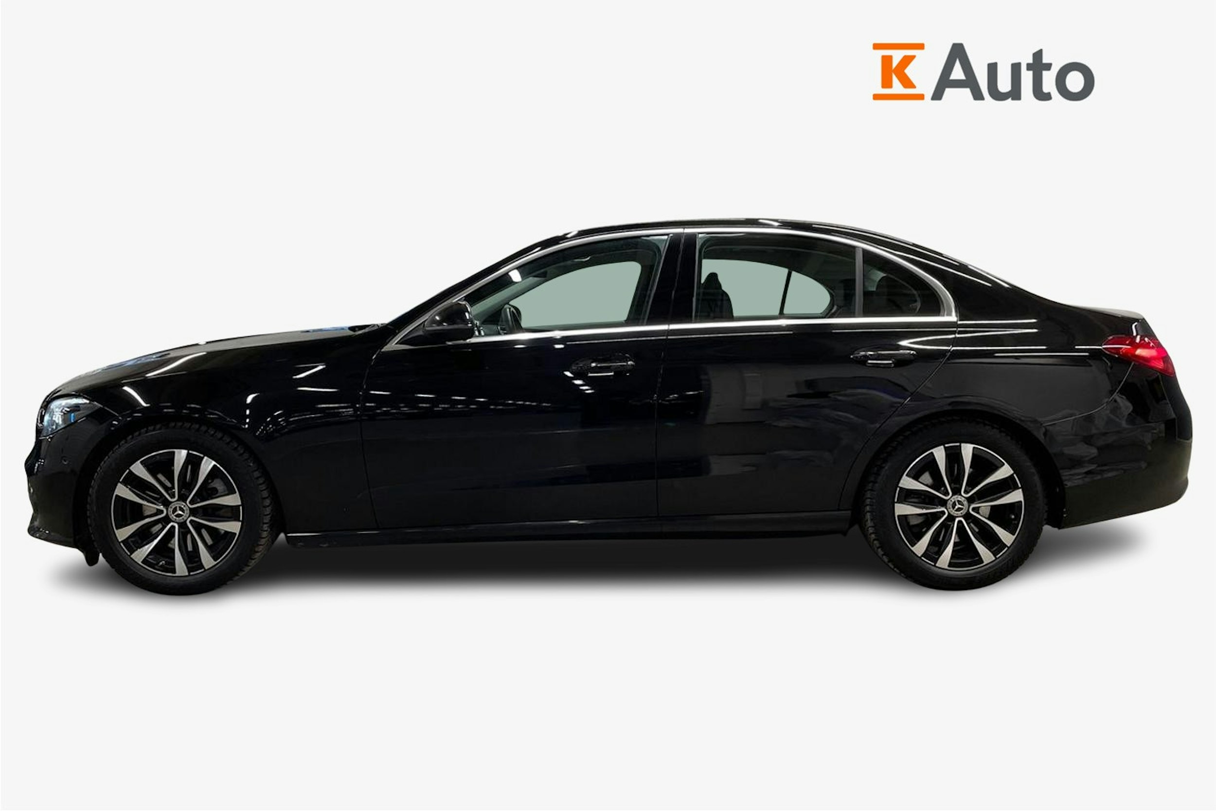 musta Mercedes-Benz C 2023 kuva 6.
