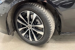 musta Mercedes-Benz C 2023 kuva 13.