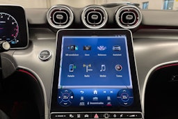 musta Mercedes-Benz C 2023 kuva 17.