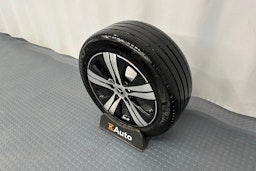 musta Mercedes-Benz C 2023 kuva 13.