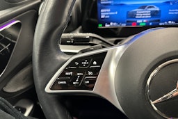 musta Mercedes-Benz C 2023 kuva 14.